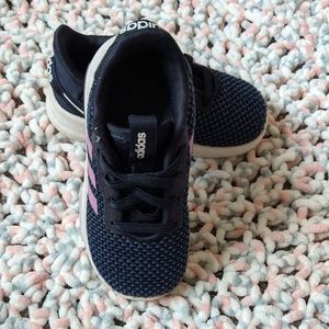 Adidas Toddler Size 6